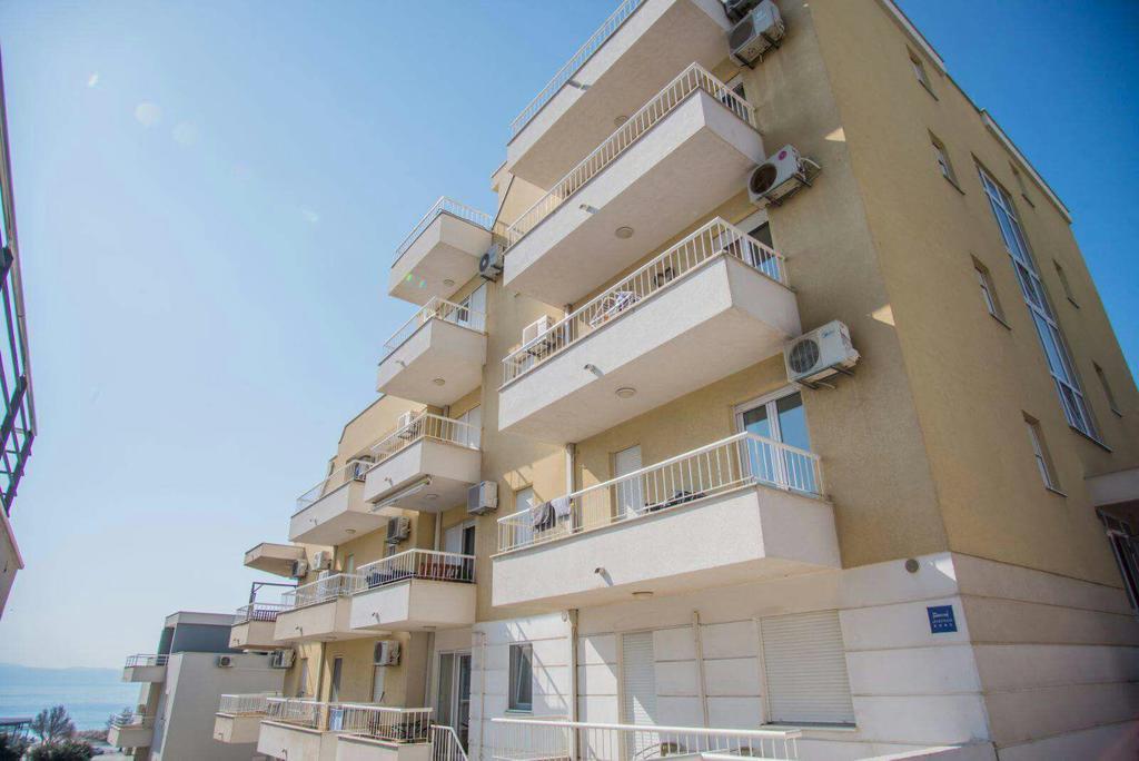 Antonio Apartments On The Beach Spalato Esterno foto